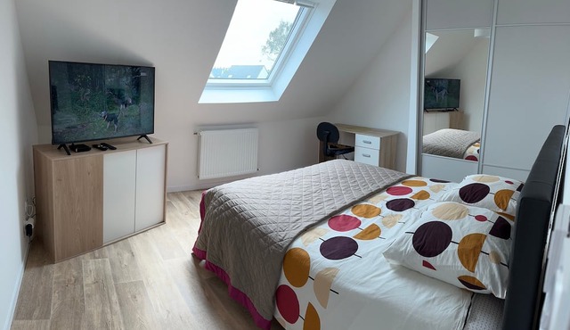 Guest House 'La Maison D'Elie' with Private Terrace, Private Garden and Wi-Fi