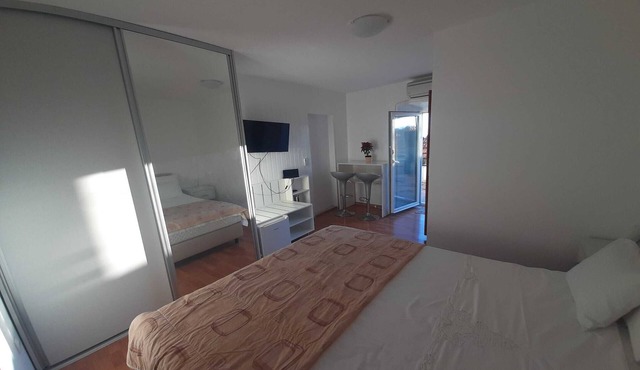 Guest House Luce- Double Room with Terrace and Sea View