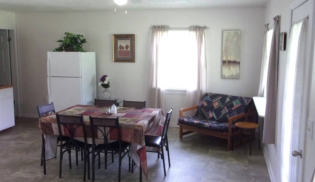 Guest House on Beautiful Cane Creek - State Parks and Tennessee River Nearby
