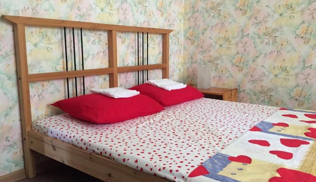 Guest House on Lesnaya Street