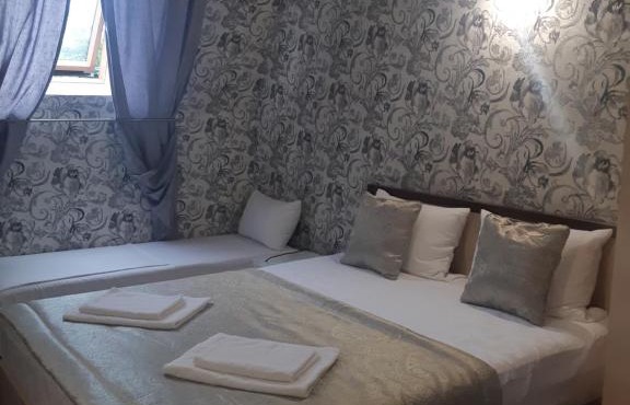 Guest house on pereulok Pionerskiy 4V