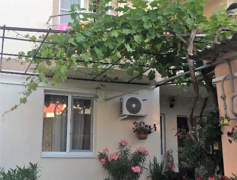 Guest house on Terskaya 139
