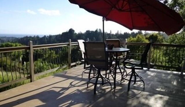 Guest House & Private Room on Vineyard; 3 miles from Aptos Village and Beach