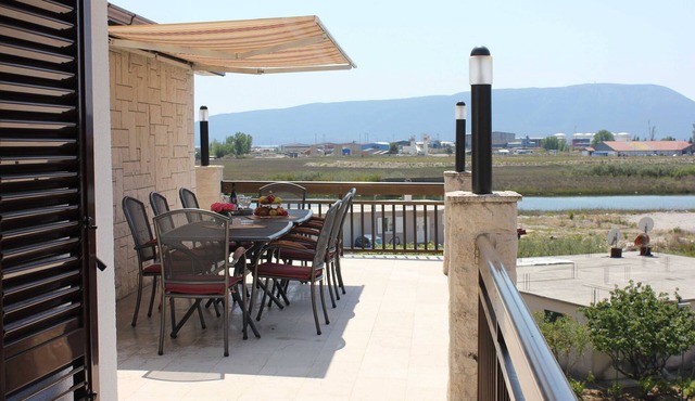Guest House San Antonio-Triple Room with Balcony no.5