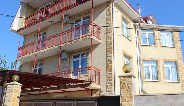 Guest House "Shafran"