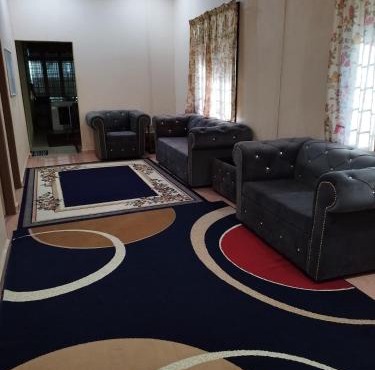 Guest house sri purnama banggol