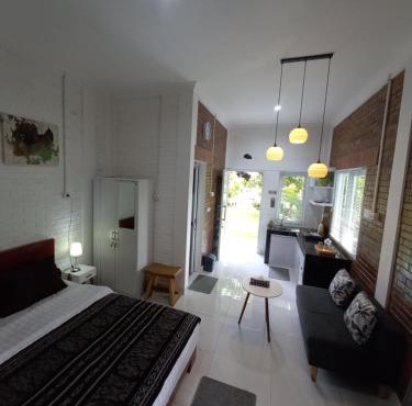 Guest House T
