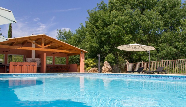 Guest Laurier - Provence - Swimming pool - Romantic - Walks