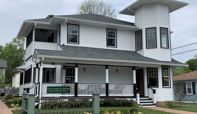 Guest Quarters at the Inn - 102