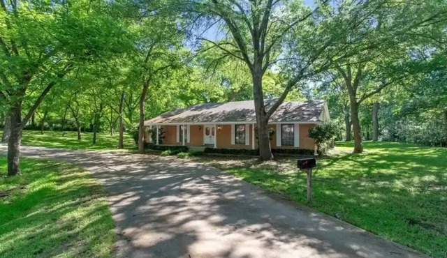 Guest Quarters- Country in the City