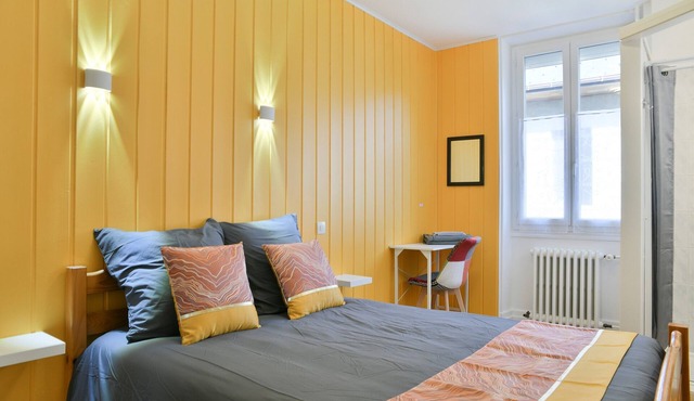 Guest Room 2 with Shared Pool, Communal Garden and Wi-Fi