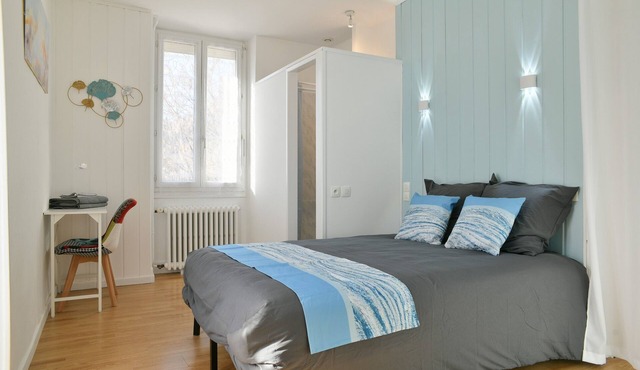 Guest Room 4 with Shared Pool, Communal Garden, and Wi-Fi