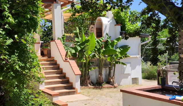 Guest Room “Aux Portes Du Bonheur”