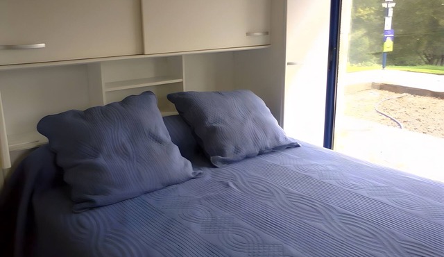 Guest Room “A L’abri - Ar Mor” with Shared Terrace, Garden and Wi-Fi