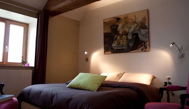 Guest Room "Chambre Chocolat" with Shared Pool, Shared Terrace and Wi-Fi