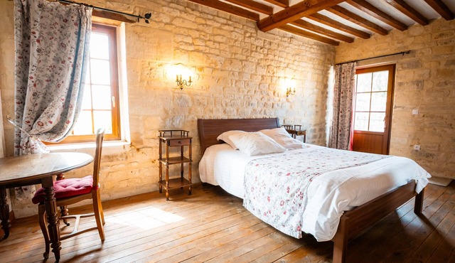 Guest Room "Chambre Galopin" with Shared Garden and Wi-Fi