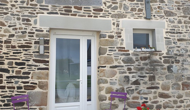 Guest Room “Chambe Chanteloup” with Wi-Fi