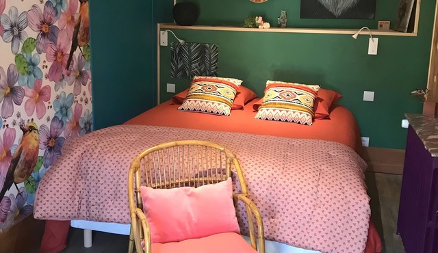 Guest Room “La Petite Pomme” with Terrace, Garden, and Wi-Fi