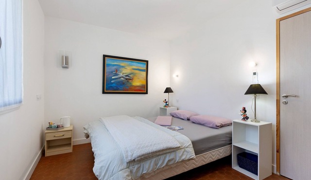 Guest Room Sous le Pin 'Room 5' with Shared Terrace, Wi-Fi, and Air Conditioning!