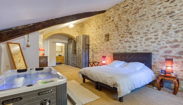 Guest Room “La Forgerole” with Private Jacuzzi and Sauna