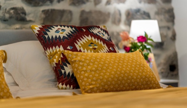 Guest Room 'La Grange 2' with Mountain View, Shared Pool and Wi-Fi