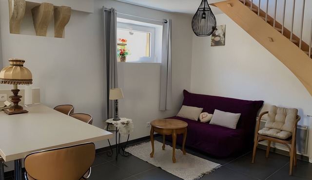 Guest Room 'Le Pré Lassau' with Private Terrace and Wi-Fi