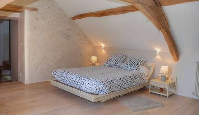 Guest Room “Suite Mésange” with Shared Pool, Terrace and Wi-Fi