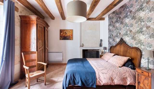 Guest Room 'Spacious Room in a Quiet Area' with Shared Garden and Wi-Fi