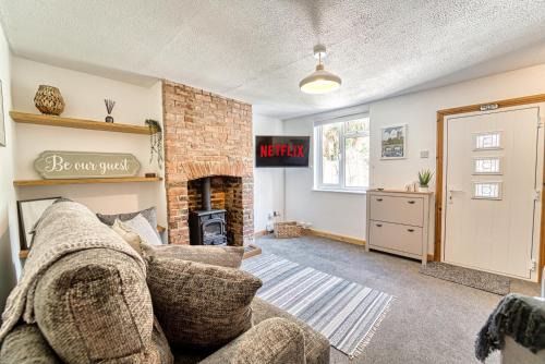 Guest Stays - London Road Cottage