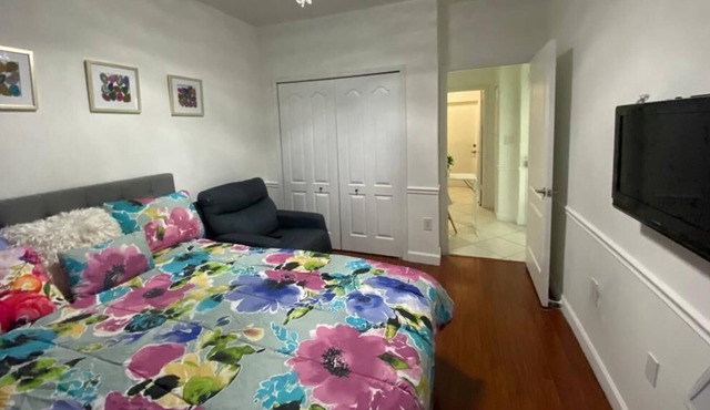Guest Suite in Miami near Zoo very good for couples, Business travelers, Tourist