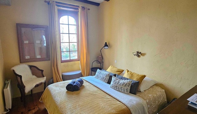 Guest Suite “La Felicita - Les Herbiers” with Shared Terrace, Garden, and Wi-Fi