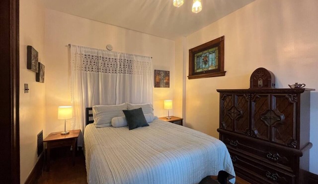 Guest Suite @ OSU & Short North Arts District