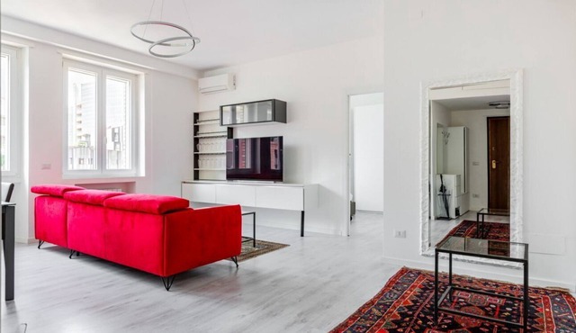 GuestHost - APT a few steps from Garibaldi and P.zza Gae Aulenti