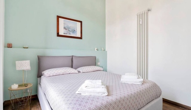 GuestHost - BOOK NOW! ISLAND DISTRICT APT Renovated!