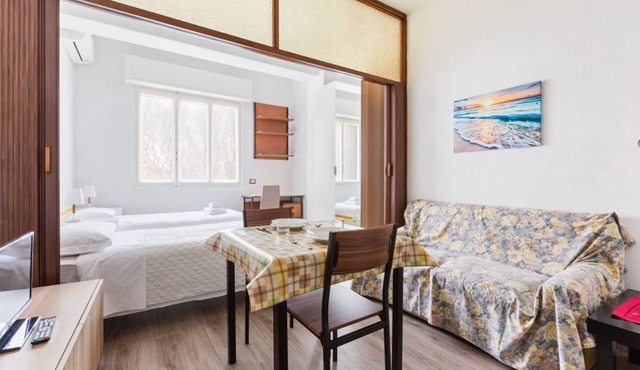 GuestHost - Lovely studio apartment complete with all major amenities