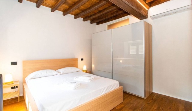 GuestHost - Our wonderful apartment is located in the historic center of Turin, overlooking the rooftops of the Quadrilatero Romano. The house is equipped with every comfort and is perfect for 6 people. The apartment is situated very close to all the mai