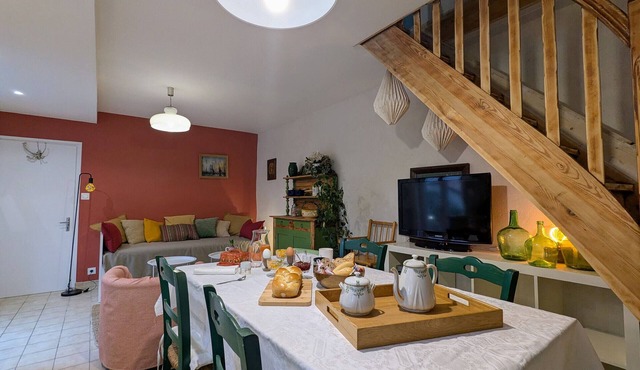Guesthouse with pool and spa near Puy-en-Velay