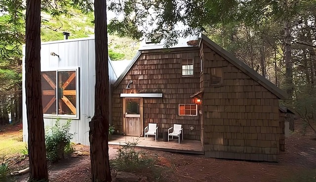 Guesthouse in Young Redwood Forest