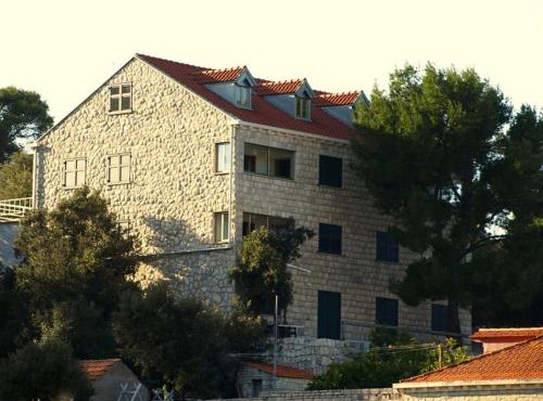 Guesthouse Pomena
