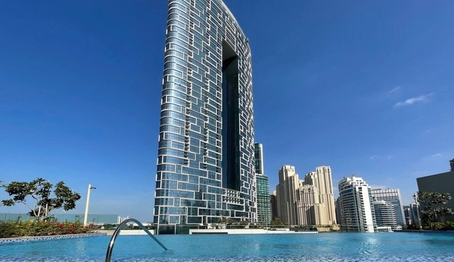 GuestReady - 2BR | Marina Skyline