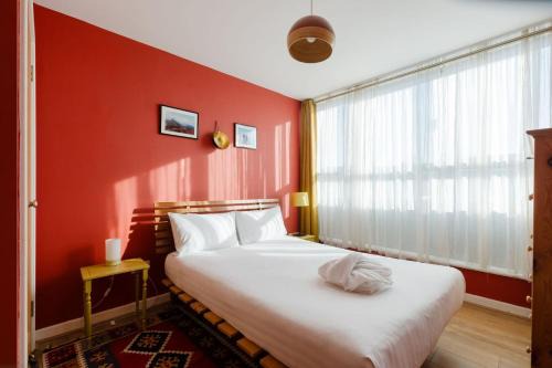 GuestReady - Chic Apartment with Balcony in SW2