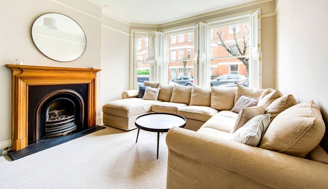 GuestReady - Classic tones of Fulham