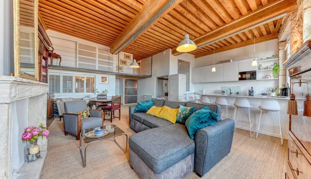 GuestReady - Classy Apt with Mezzanine in Lyon