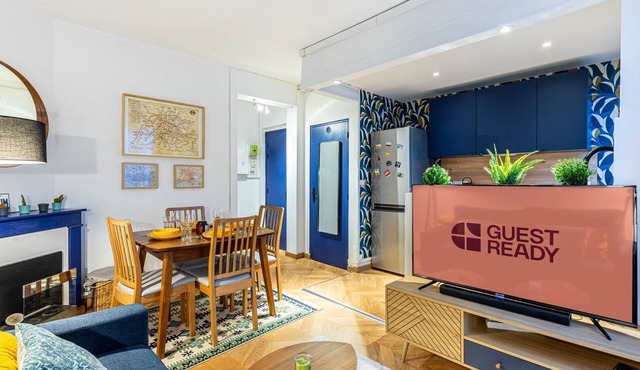 GuestReady - Colourful flat for 4- 30m from Paris