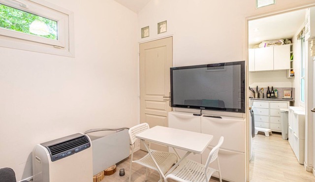 GuestReady - Cosy apartment with a private garden