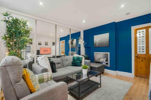 GuestReady - Cozy 3-Bedroom Home in Droylsden