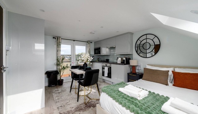 GuestReady - Loft studio near Wembley Stadium