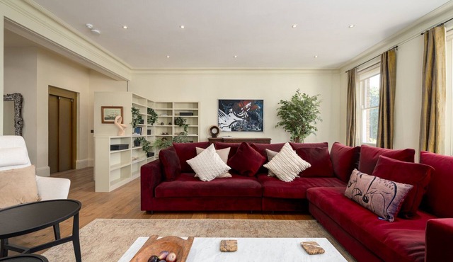 GuestReady - Luxurious Penthouse in Kensington
