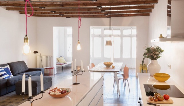 GuestReady - Modern Charm next to Pl. Cataluña