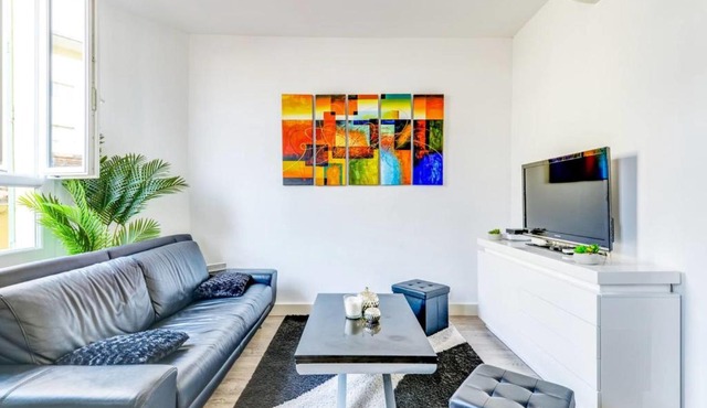 GuestReady - Perfect Blue in Prado Republic